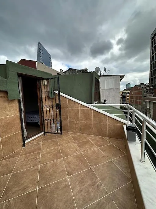 Dublex Roof Top With Ac, Perfect Location Istanboel
