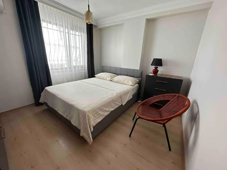 Dublex Roof Top With Ac, Perfect Location Стамбул Апартаменты